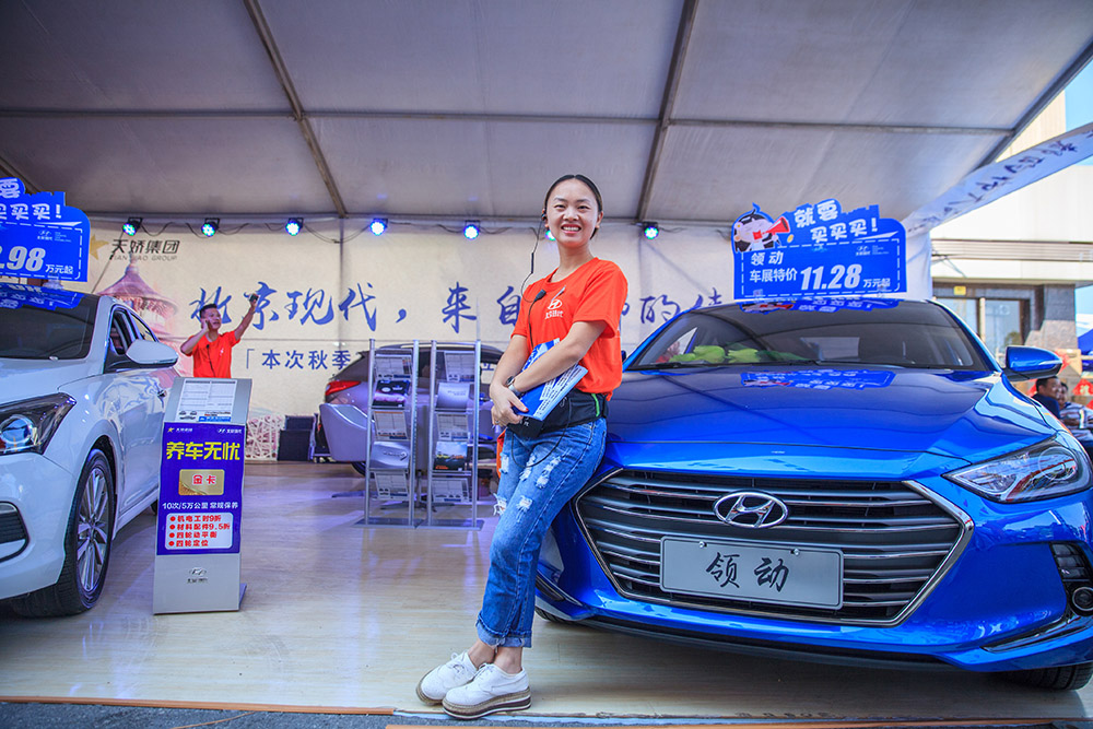 【車展第一天】遇到那個TA，放棄蘋果8......