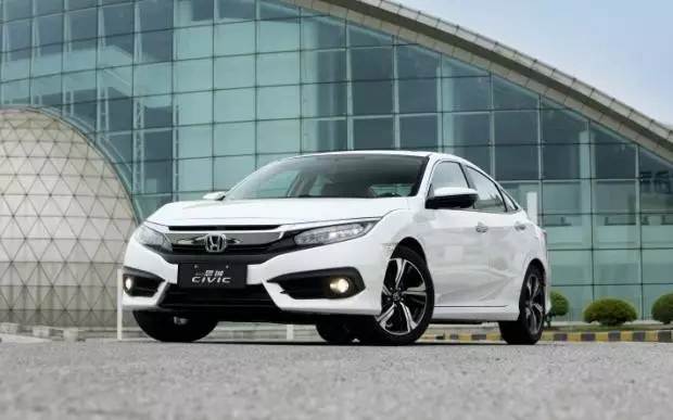 養(yǎng)眼+給力，第十代CIVIC（思域）才是年輕人標(biāo)配